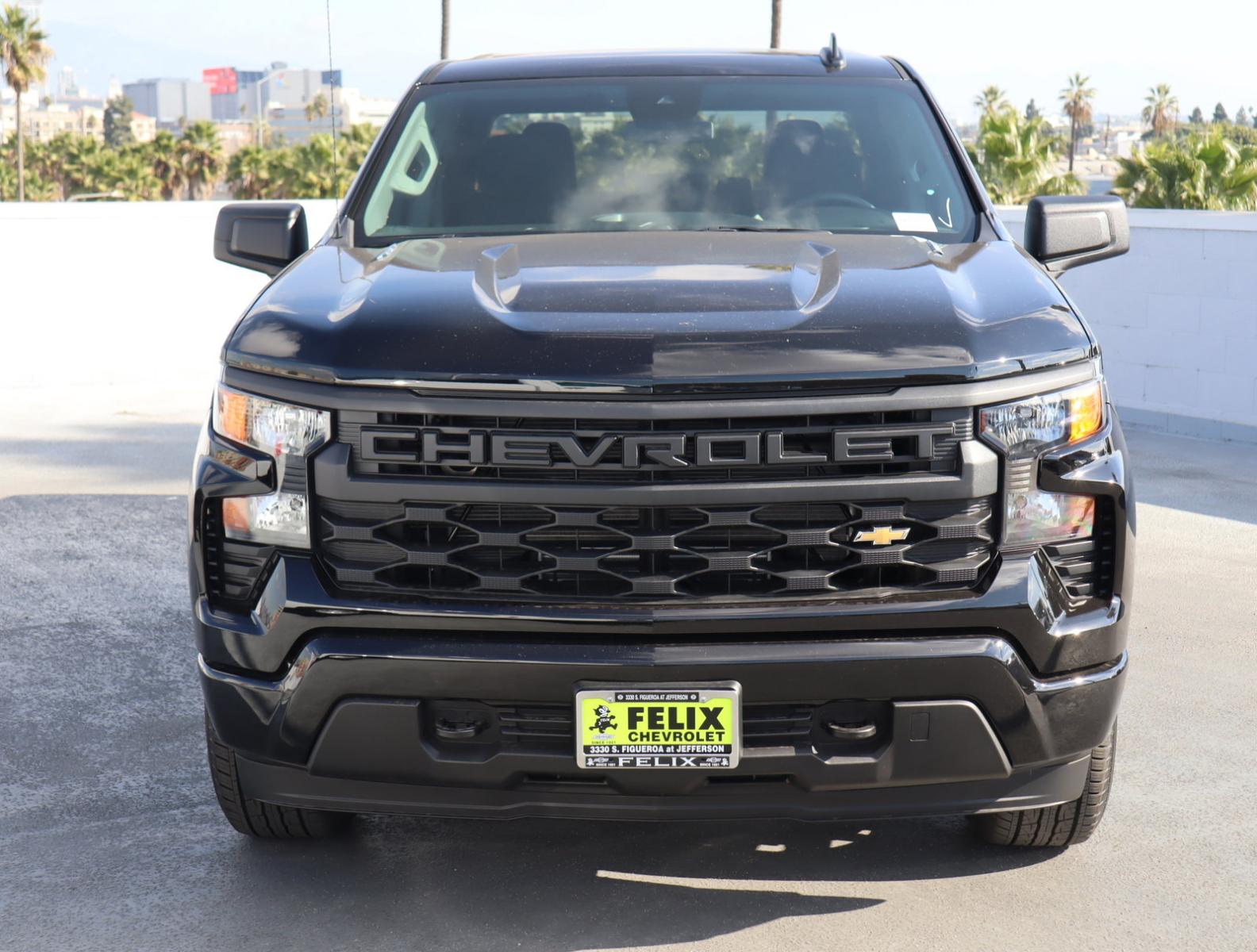 2025 Chevrolet Silverado 1500 Vehicle Photo in LOS ANGELES, CA 90007-3794