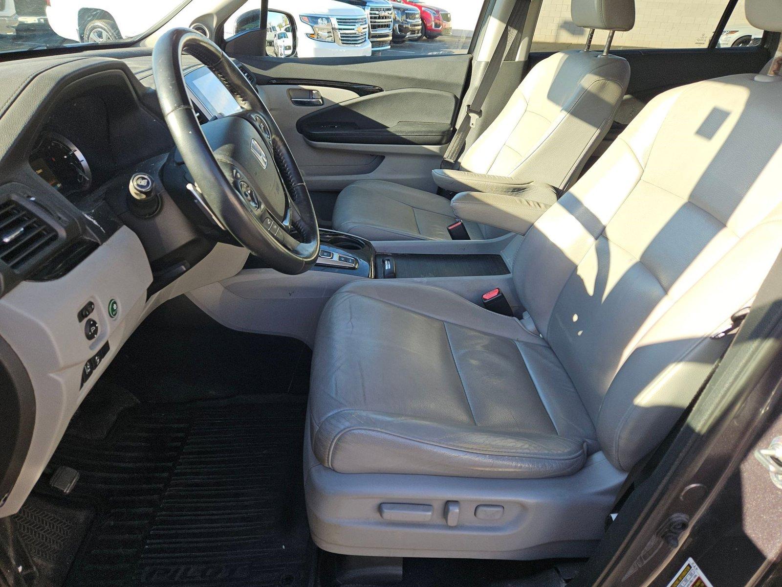 2016 Honda PILOT Vehicle Photo in GILBERT, AZ 85297-0446