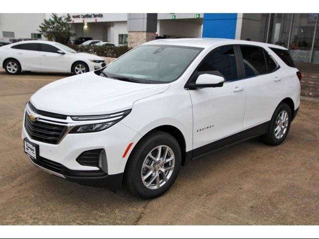 2024 Chevrolet Equinox Vehicle Photo in ROSENBERG, TX 77471-5675