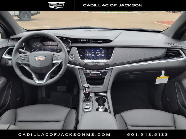 2025 Cadillac XT6 Vehicle Photo in RIDGELAND, MS 39157-4406