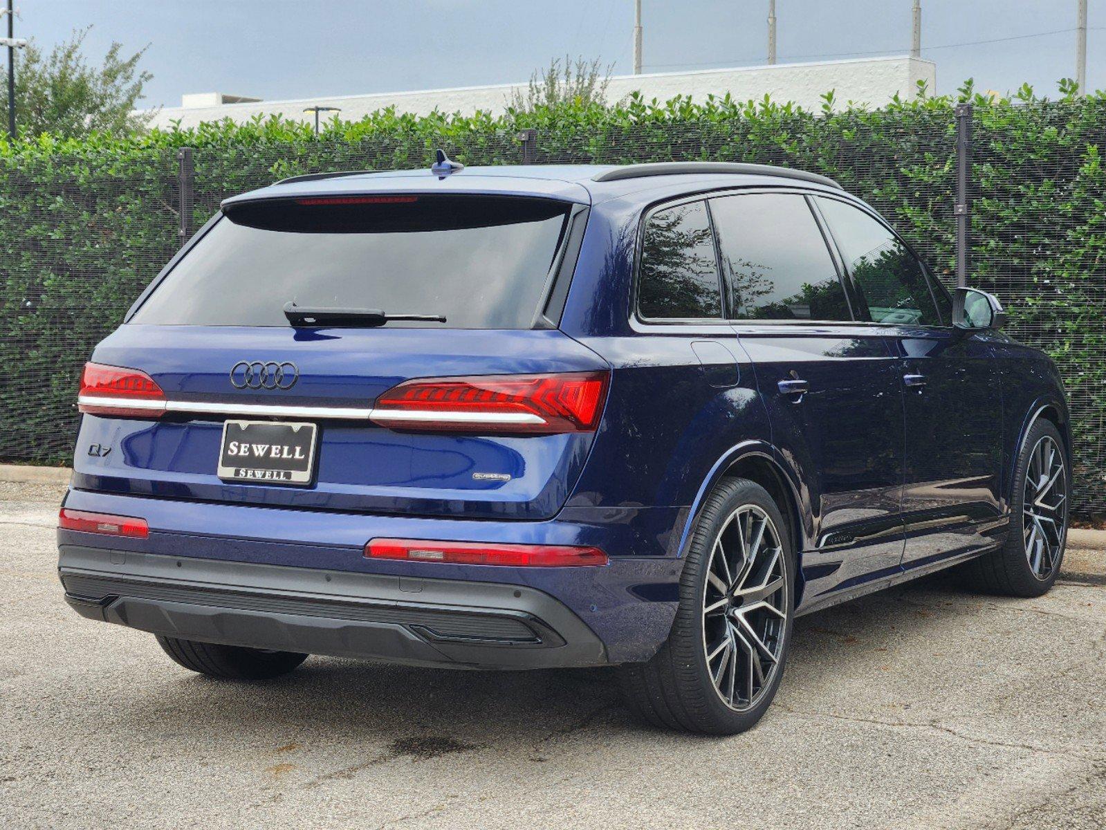 2021 Audi Q7 Vehicle Photo in HOUSTON, TX 77079