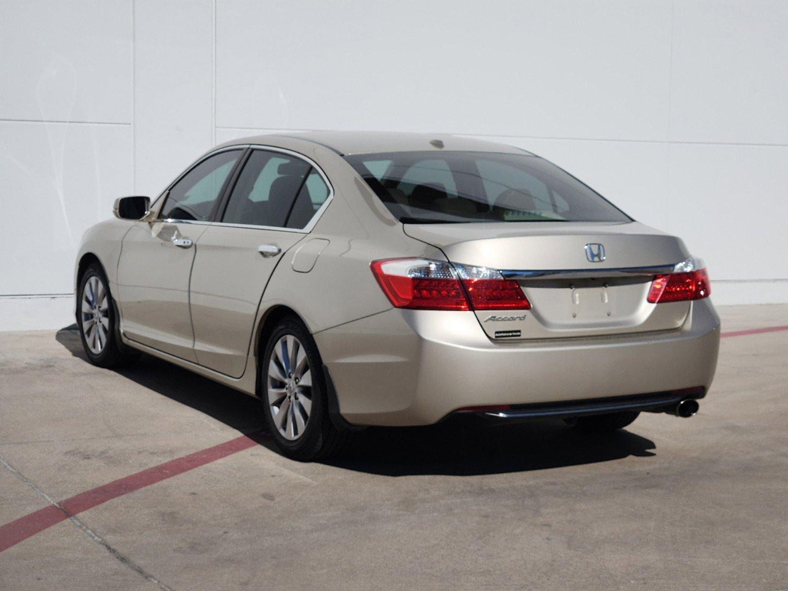 2014 Honda Accord Sedan Vehicle Photo in GRAPEVINE, TX 76051-8302