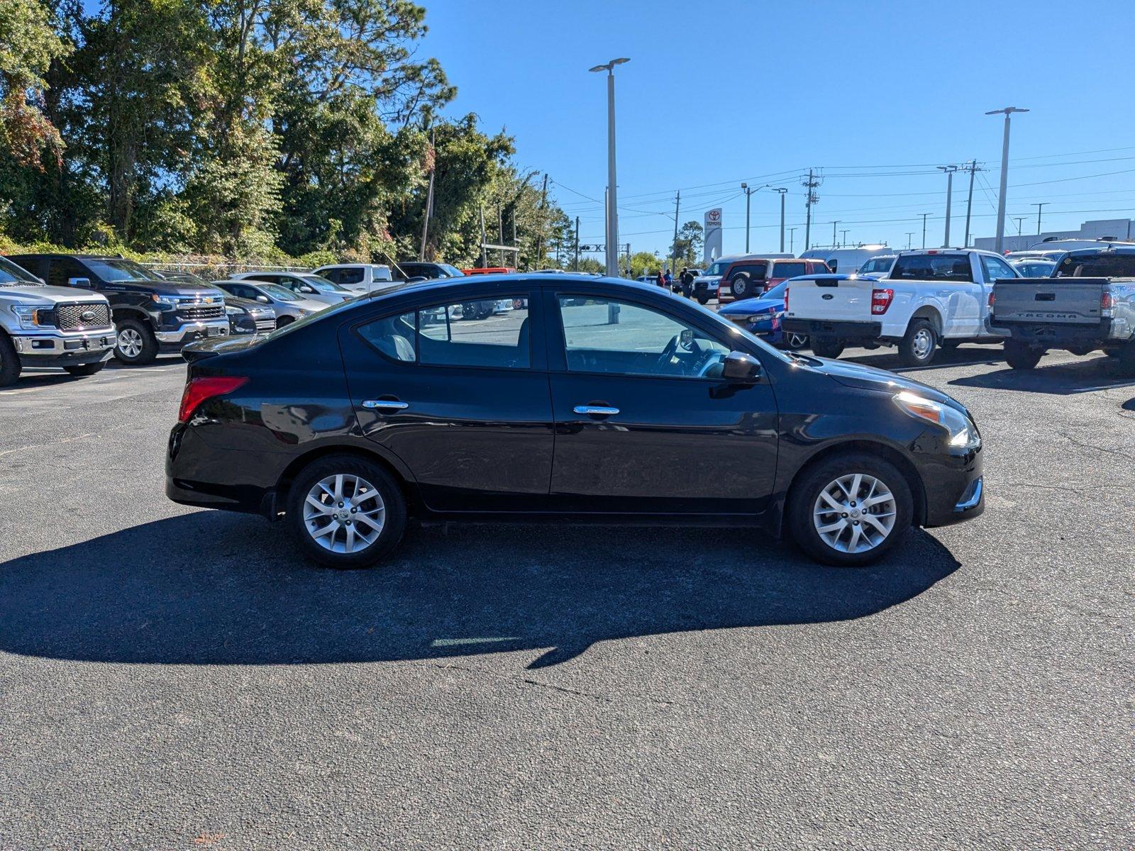 2018 Nissan Versa Sedan Vehicle Photo in Panama City, FL 32401