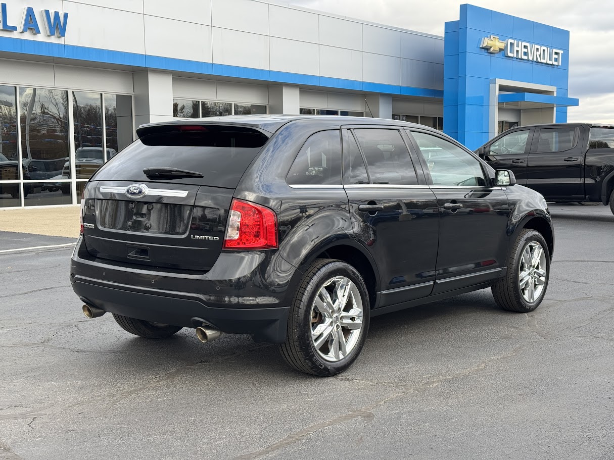 2013 Ford Edge Vehicle Photo in BOONVILLE, IN 47601-9633