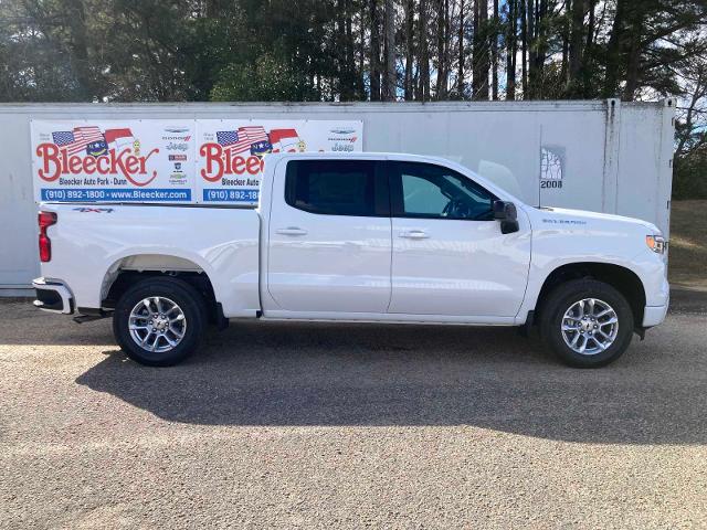 2024 Chevrolet Silverado 1500 Vehicle Photo in DUNN, NC 28334-8900