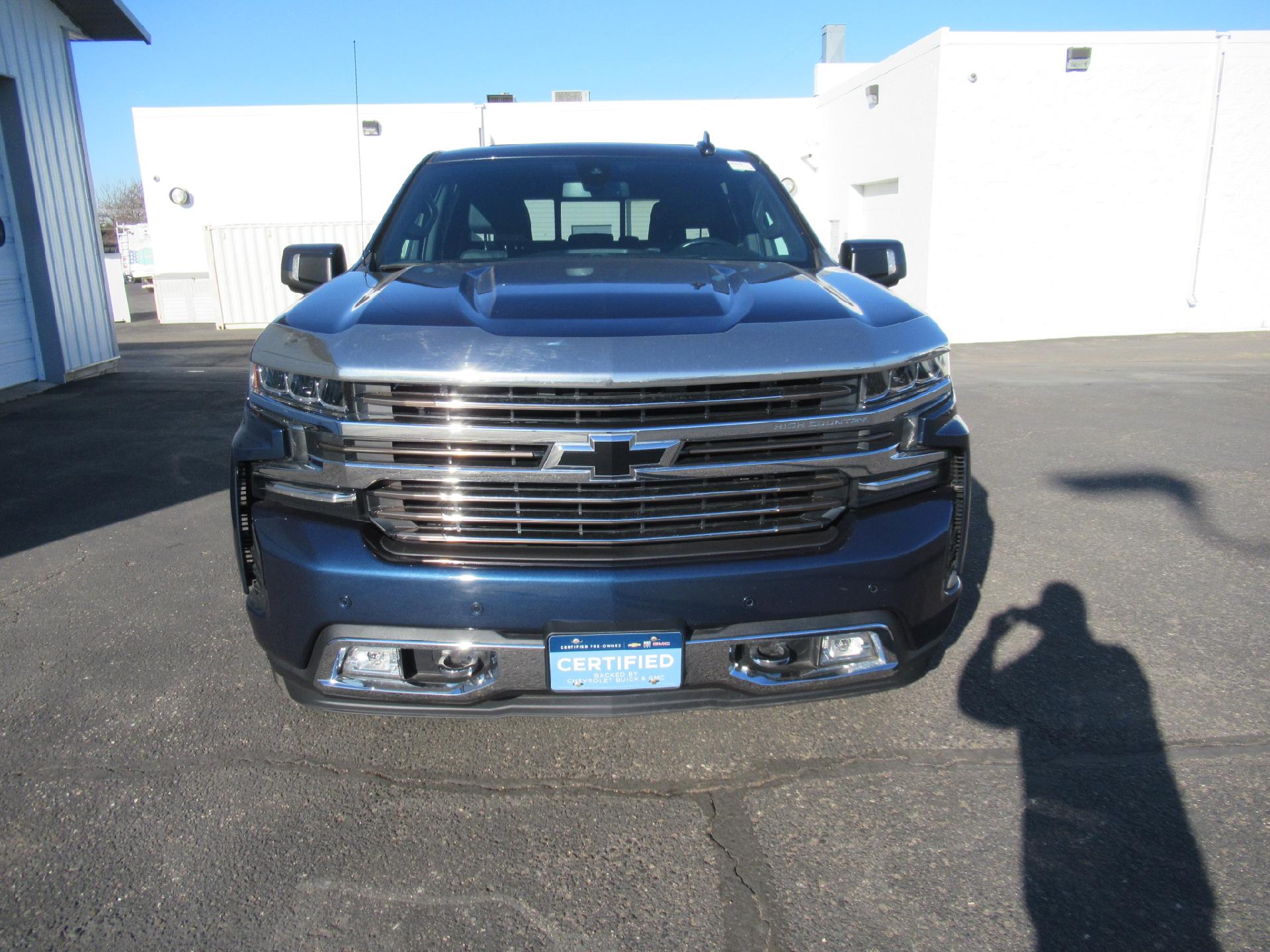 Used 2021 Chevrolet Silverado 1500 High Country with VIN 3GCUYHED4MG398352 for sale in Prescott, WI