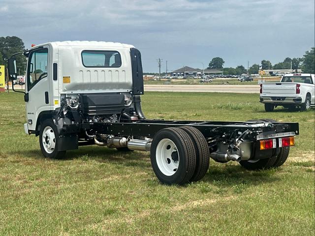 2024 Chevrolet Low Cab Forward 4500 Vehicle Photo in DUNN, NC 28334-8900