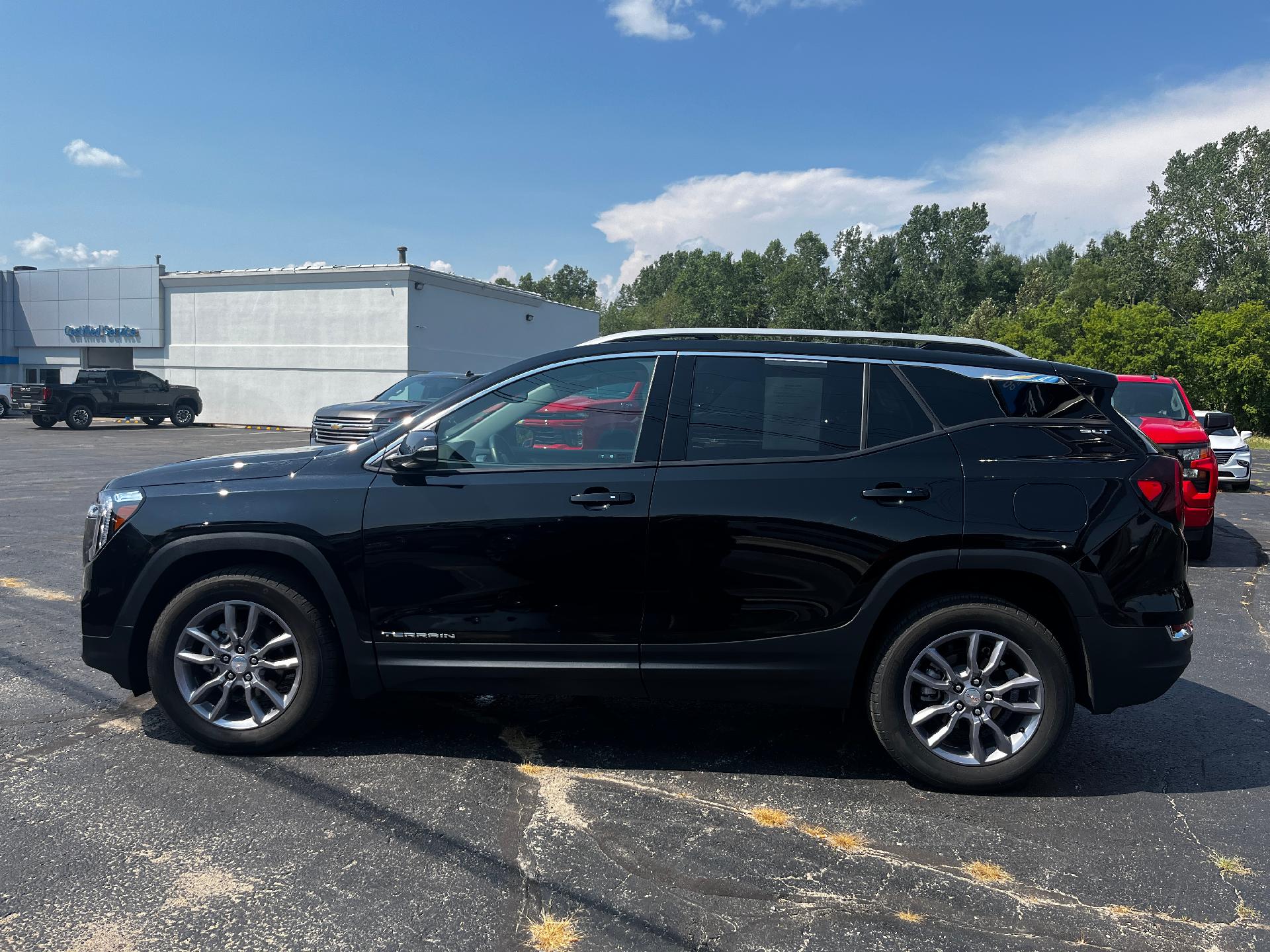 2023 GMC Terrain Vehicle Photo in CLARE, MI 48617-9414