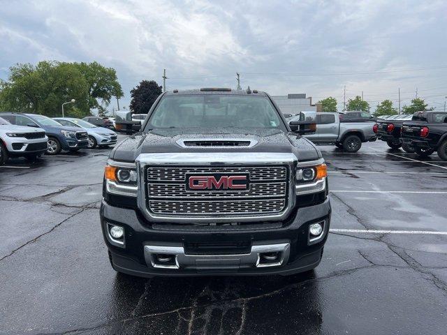 Used 2019 GMC Sierra 2500 Denali HD Denali with VIN 1GT12SEY8KF202884 for sale in Rochester, MI