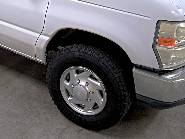 2010 Ford Econoline Cargo Van Vehicle Photo in HANNIBAL, MO 63401-5401