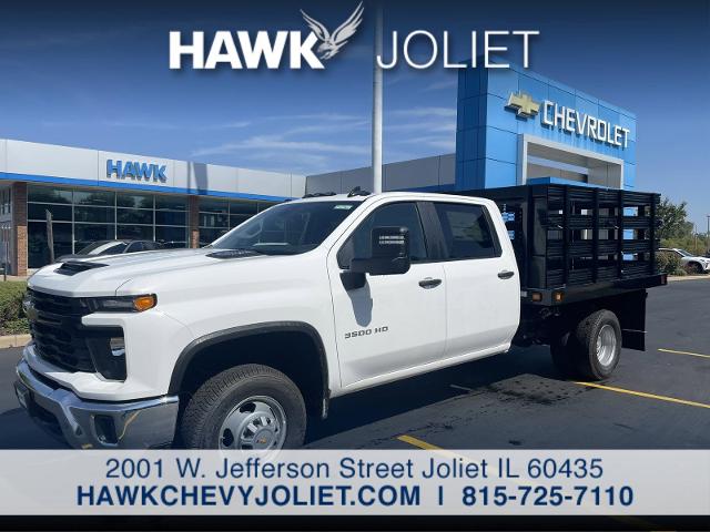 2024 Chevrolet Silverado 3500 HD CC Vehicle Photo in JOLIET, IL 60435-8135