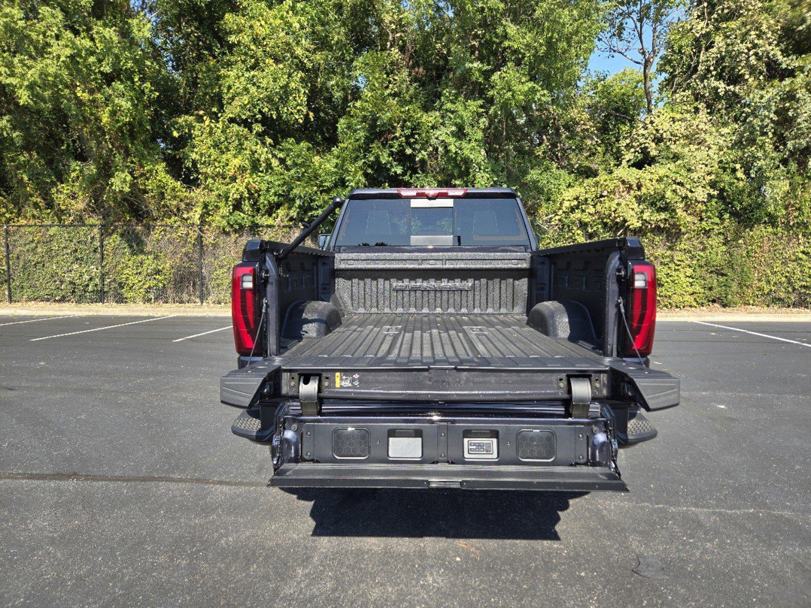 2024 GMC Sierra 2500 HD Vehicle Photo in DALLAS, TX 75209-3016