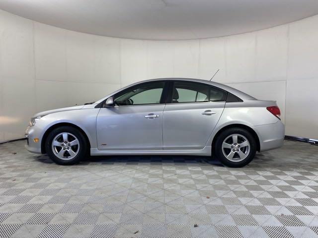 2015 Chevrolet Cruze Vehicle Photo in MEDINA, OH 44256-9001