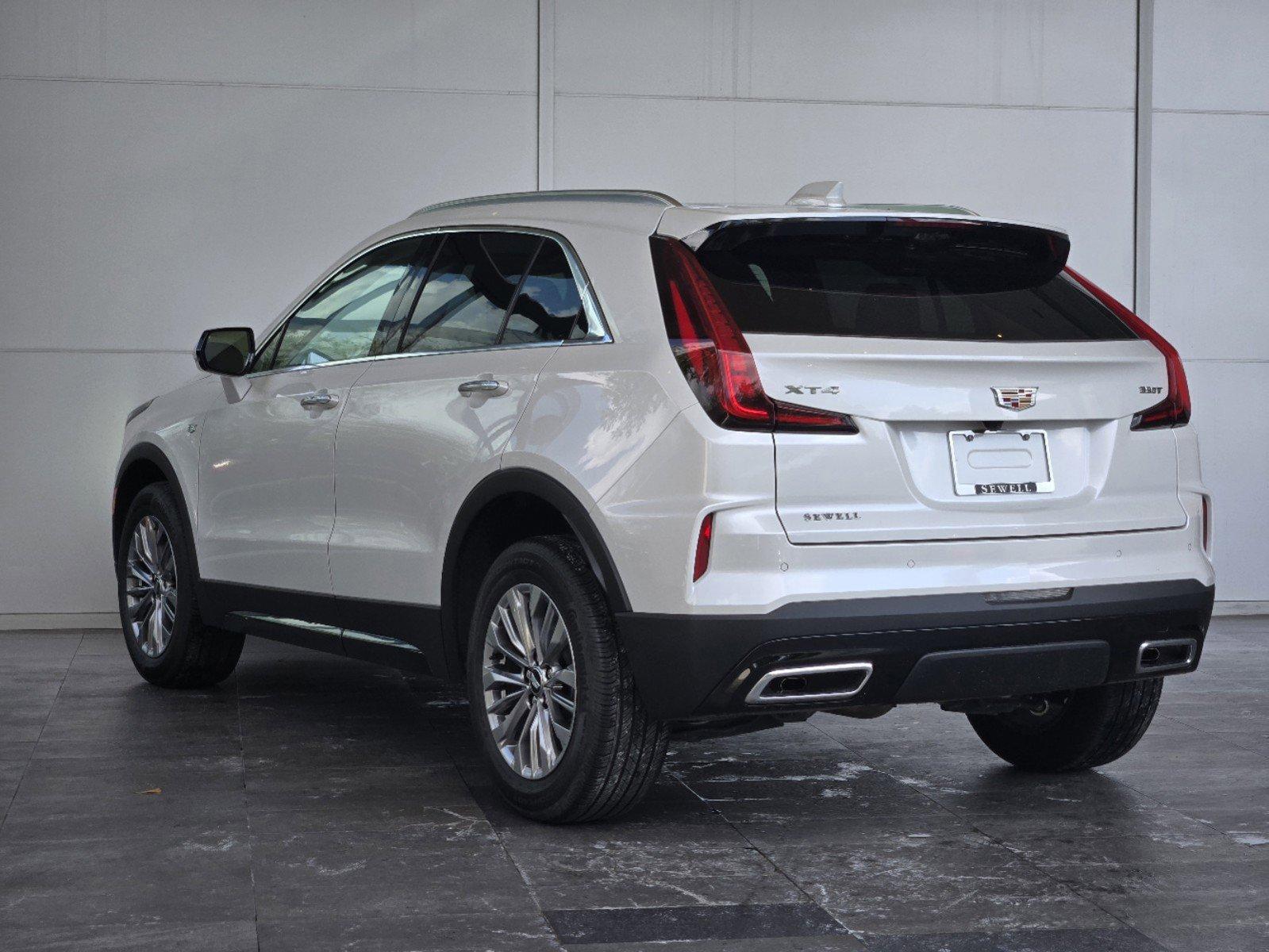 2024 Cadillac XT4 Vehicle Photo in HOUSTON, TX 77079-1502