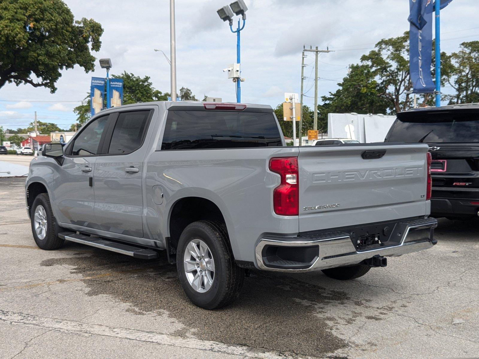 2024 Chevrolet Silverado 1500 Vehicle Photo in MIAMI, FL 33134-2699