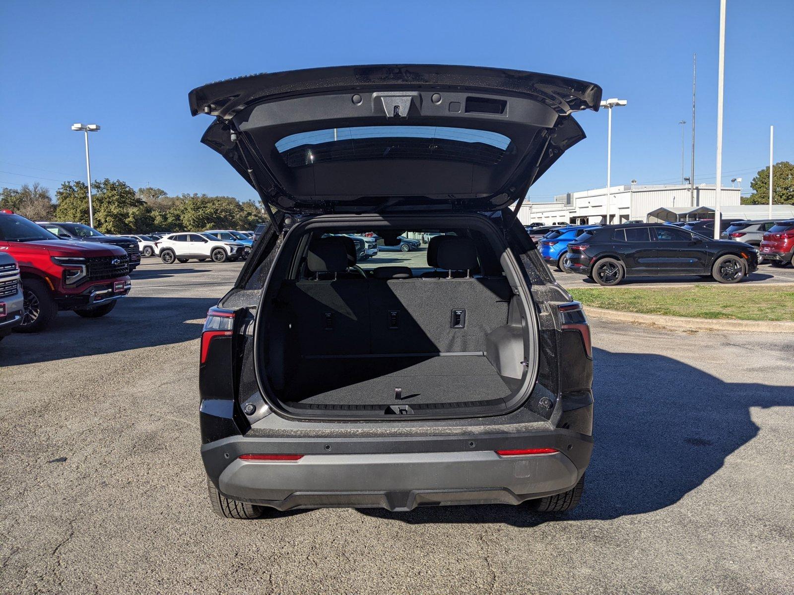 2025 Chevrolet Equinox Vehicle Photo in AUSTIN, TX 78759-4154