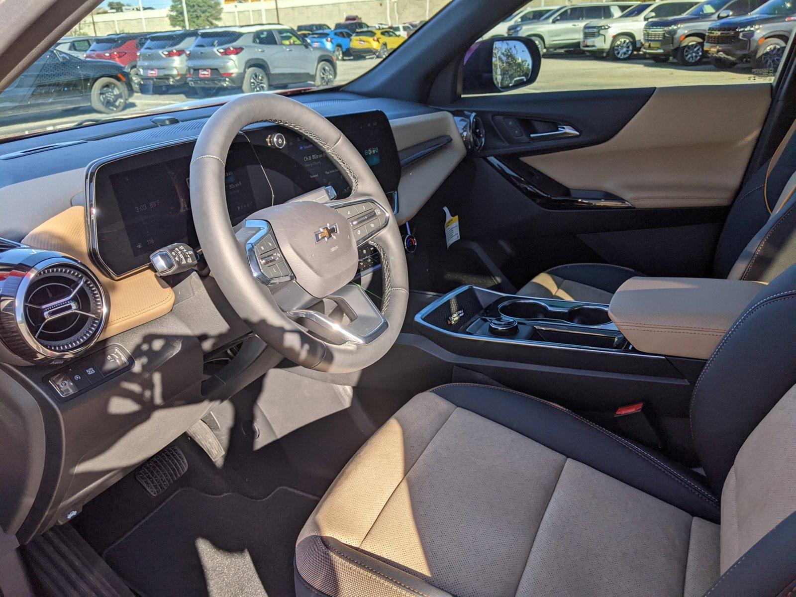 2025 Chevrolet Equinox Vehicle Photo in AUSTIN, TX 78759-4154