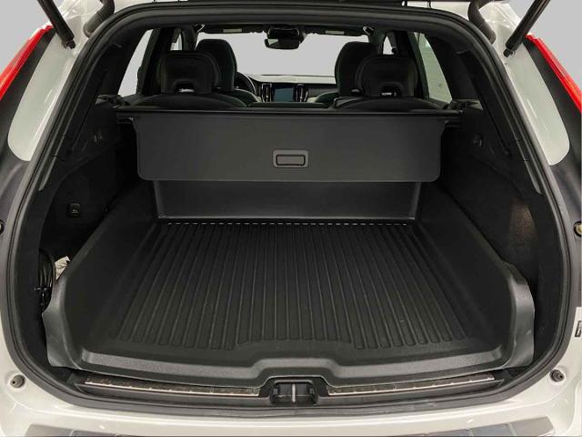 2020 Volvo XC60 Vehicle Photo in Appleton, WI 54913