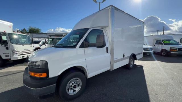 2023 GMC Savana Cutaway 3500 Vehicle Photo in PASADENA, CA 91107-3803