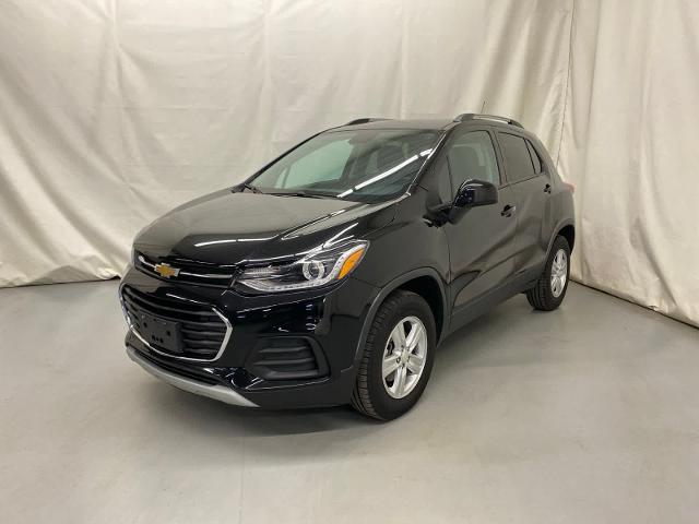 Certified 2021 Chevrolet Trax LT with VIN KL7CJPSM8MB363804 for sale in Fremont, MI