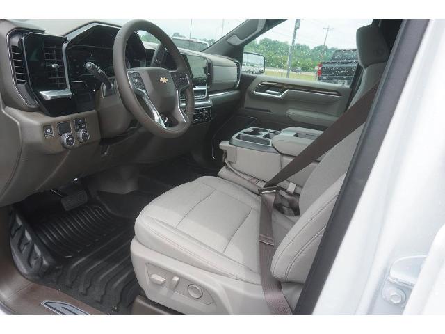 2023 Chevrolet Silverado 1500 Vehicle Photo in ALCOA, TN 37701-3235