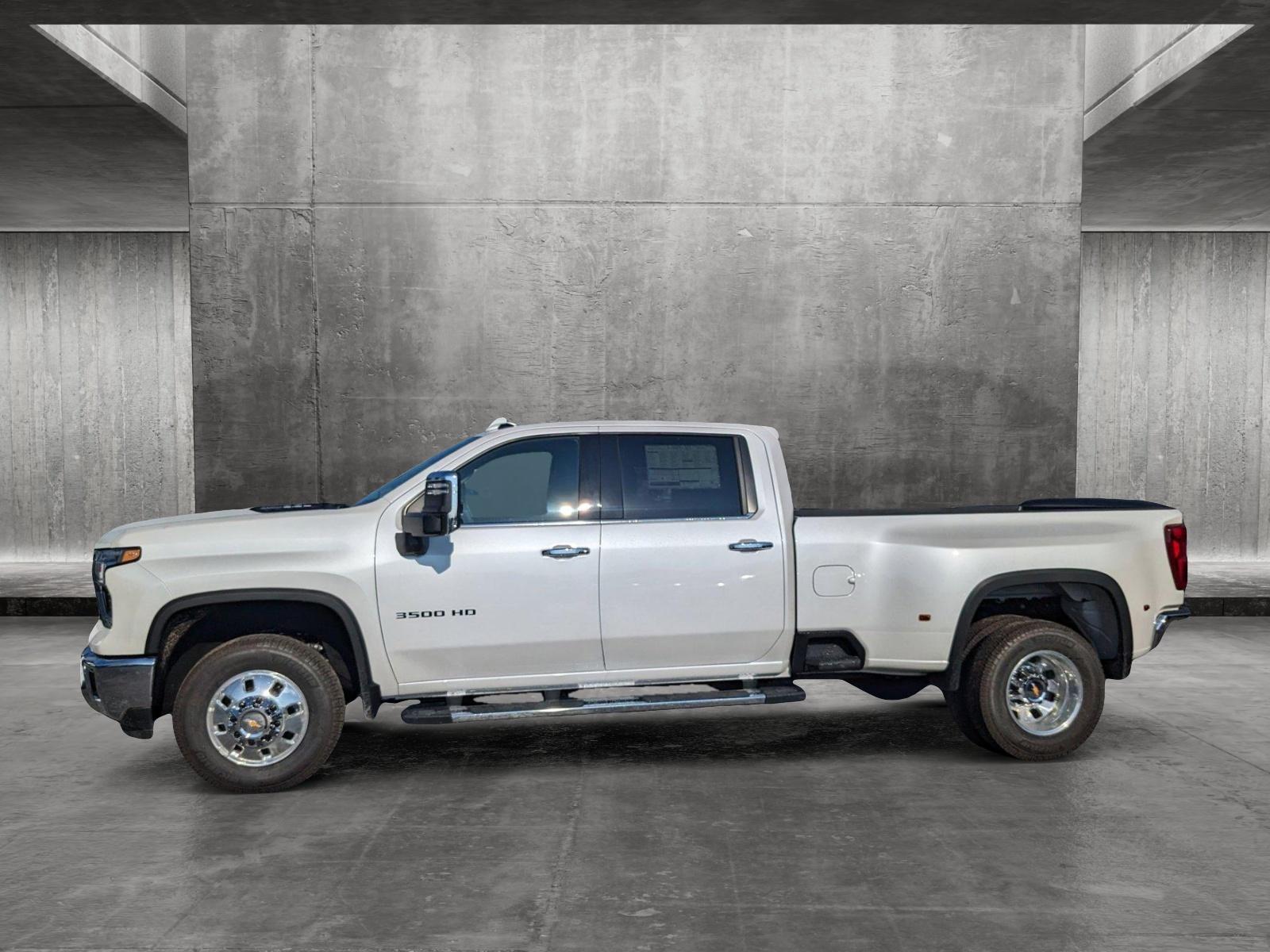 2024 Chevrolet Silverado 3500 HD Vehicle Photo in MIAMI, FL 33134-2699