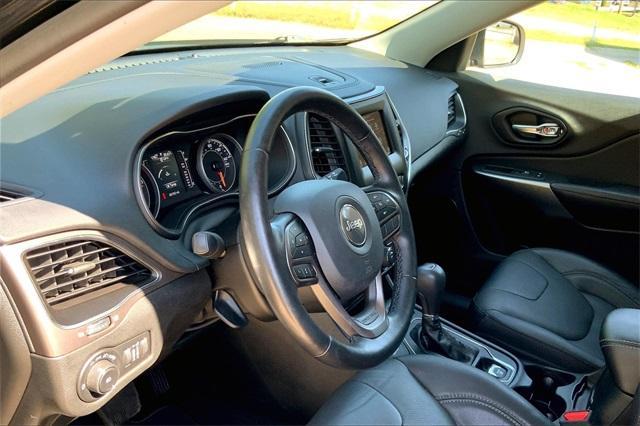 2021 Jeep Cherokee Vehicle Photo in KANSAS CITY, MO 64114-4545