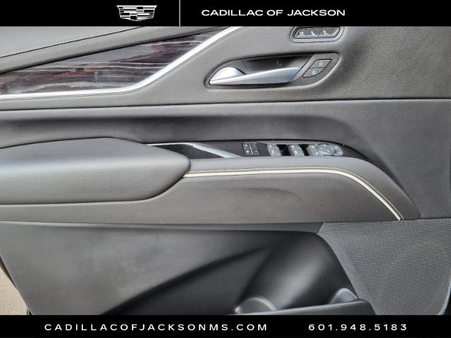 2021 Cadillac Escalade ESV Vehicle Photo in RIDGELAND, MS 39157-4406