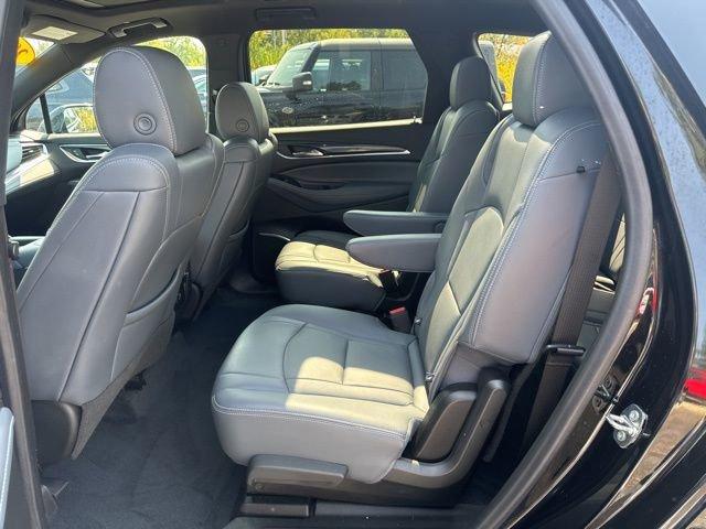 2022 Buick Enclave Vehicle Photo in MEDINA, OH 44256-9631