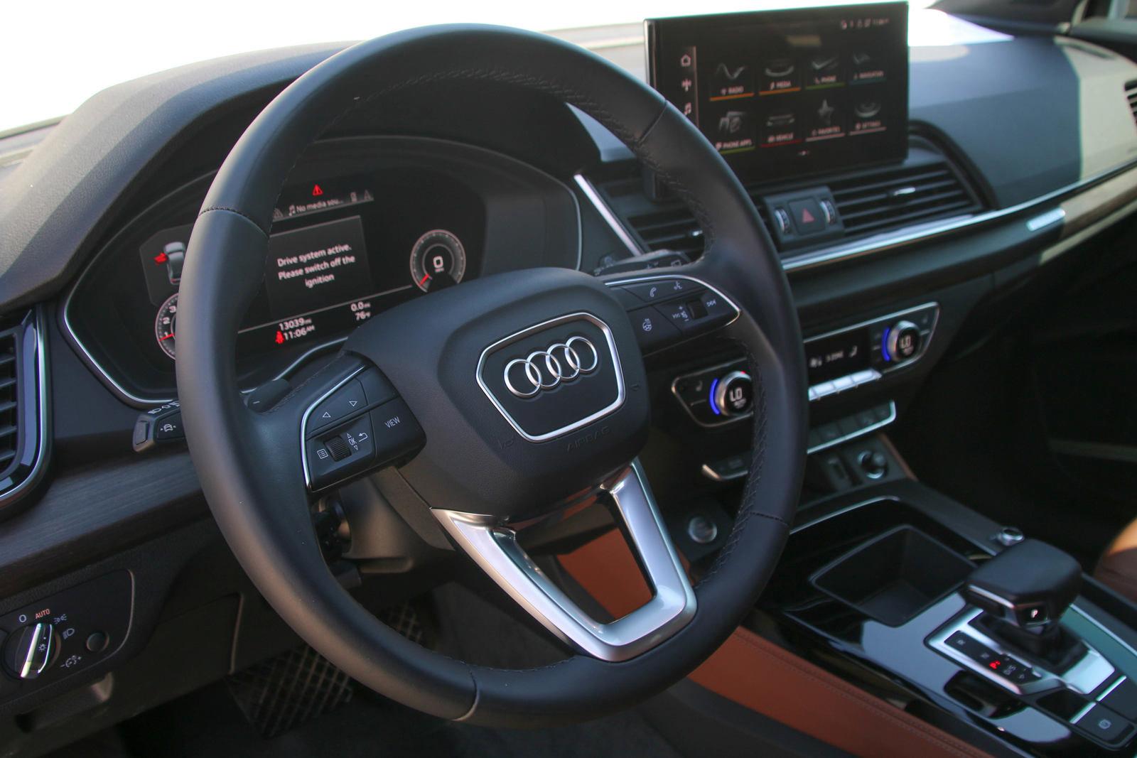 2023 Audi Q5 Vehicle Photo in SUGAR LAND, TX 77478