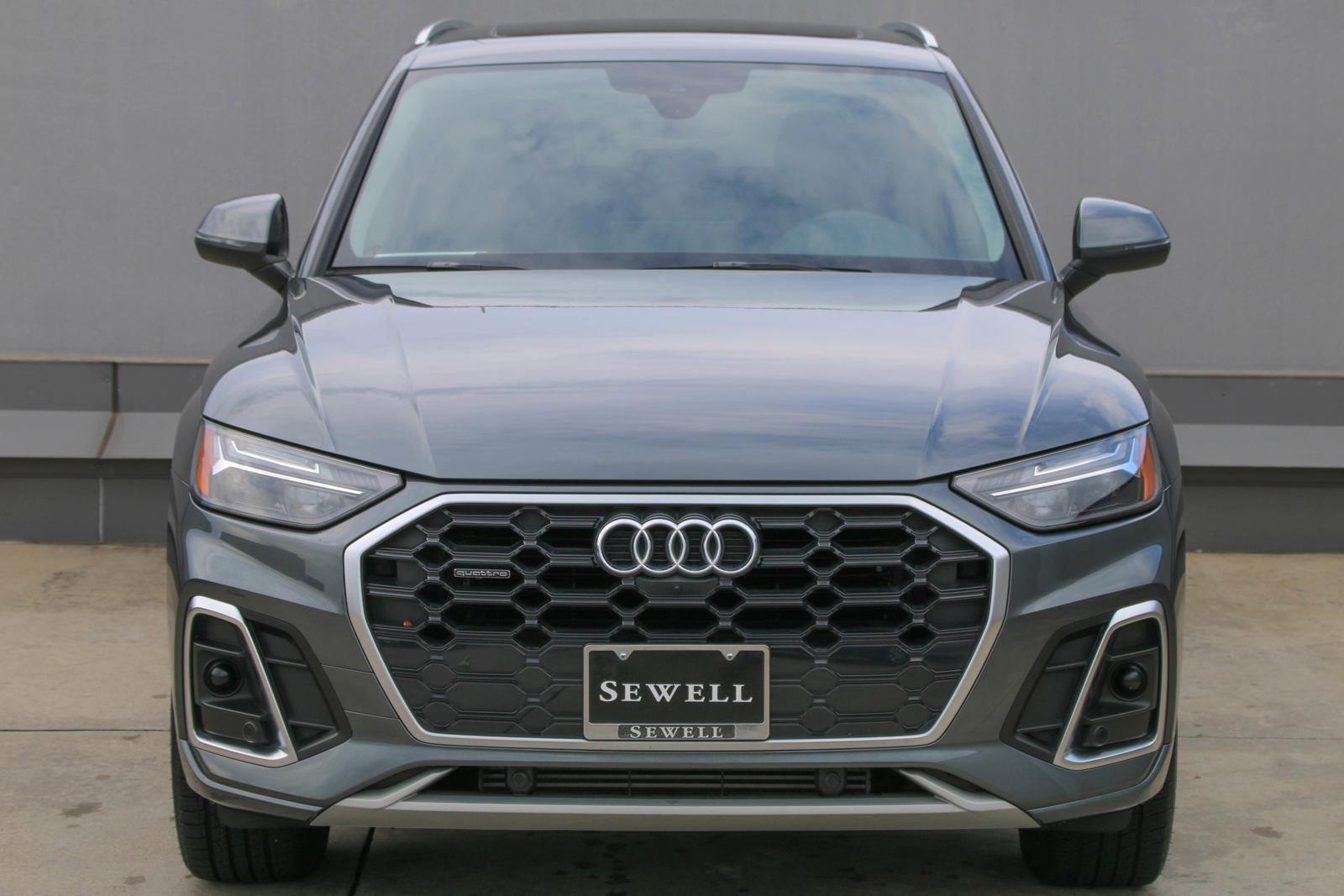 2024 Audi Q5 Vehicle Photo in SUGAR LAND, TX 77478