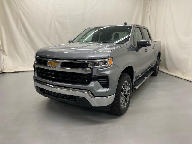 Used 2024 Chevrolet Silverado 1500 LT with VIN 1GCPDKEK5RZ102041 for sale in Fremont, MI