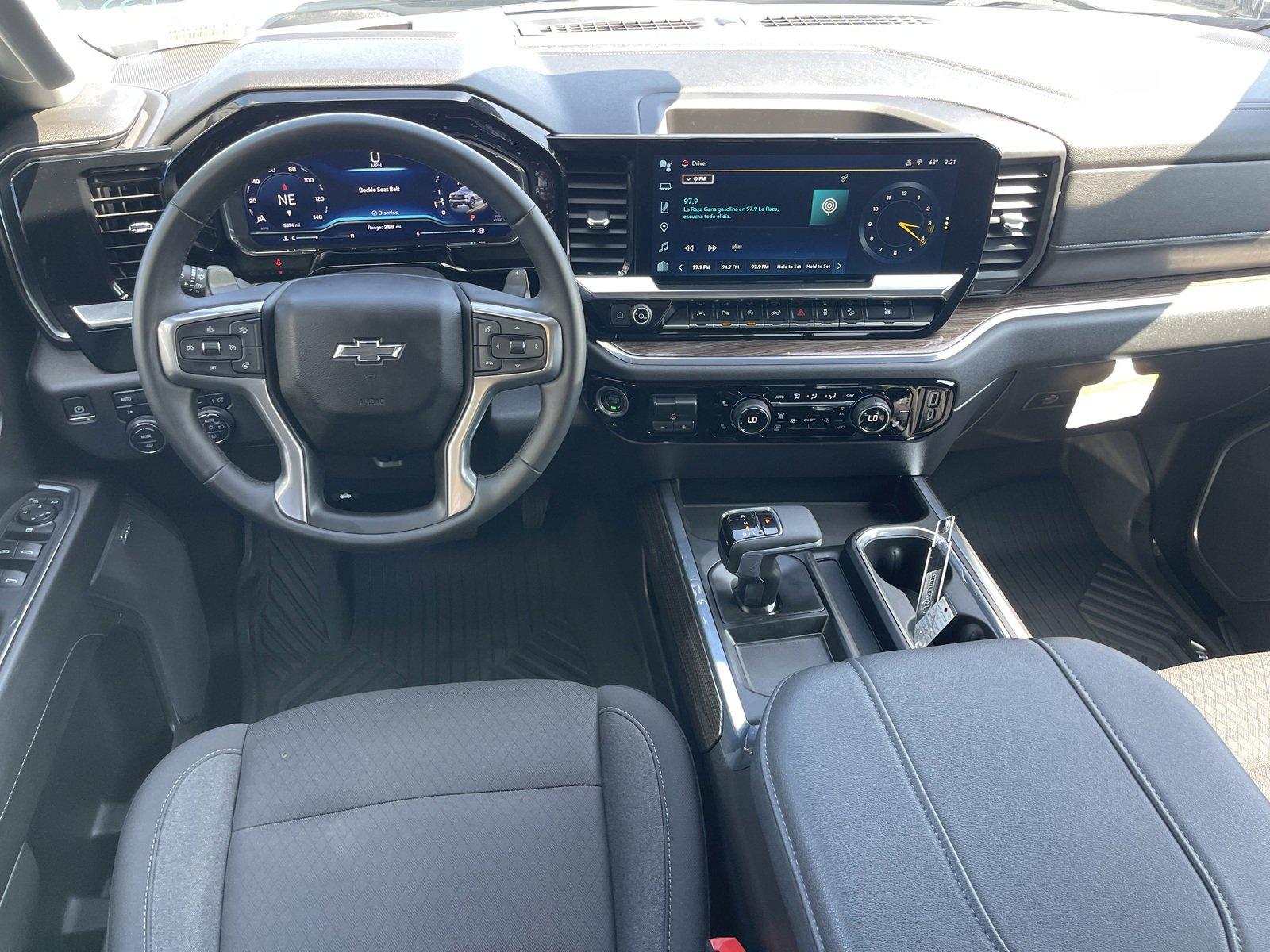 2024 Chevrolet Silverado 1500 Vehicle Photo in LOS ANGELES, CA 90007-3794