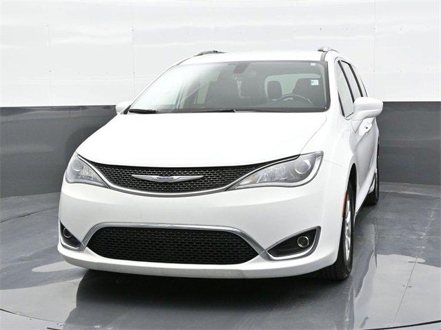 Used 2020 Chrysler Pacifica Touring L with VIN 2C4RC1BG6LR123584 for sale in Kansas City