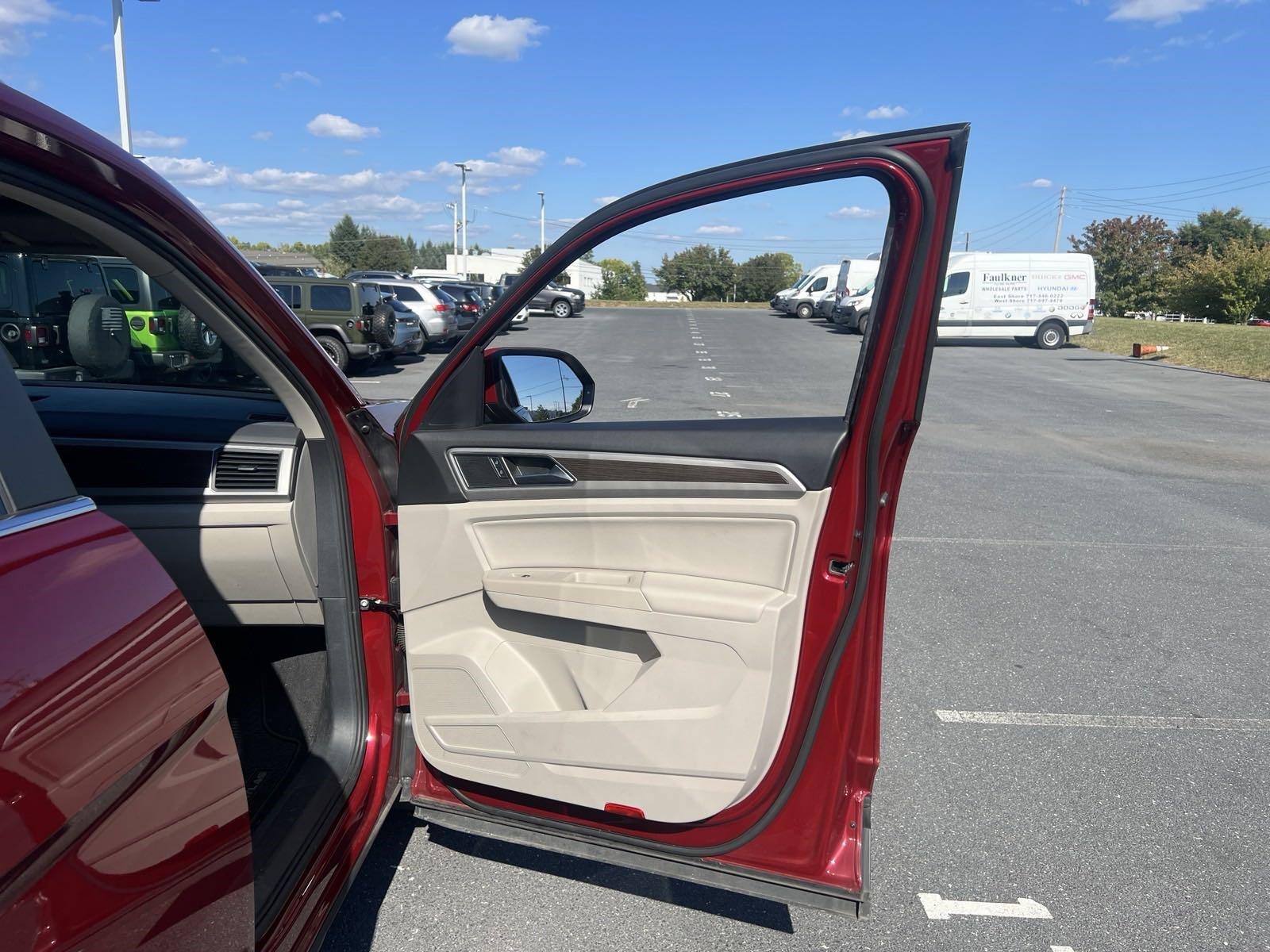 2018 Volkswagen Atlas Vehicle Photo in Mechanicsburg, PA 17050-1707