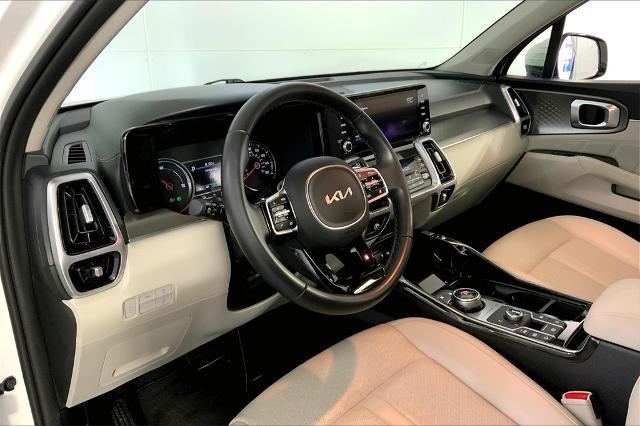 2022 Kia Sorento Plug-In Hybrid Vehicle Photo in Lees Summit, MO 64086