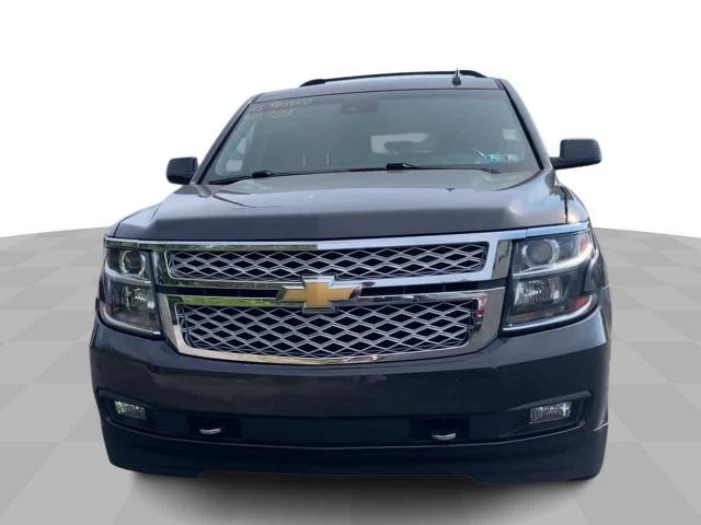 2017 Chevrolet Suburban Vehicle Photo in MOON TOWNSHIP, PA 15108-2571