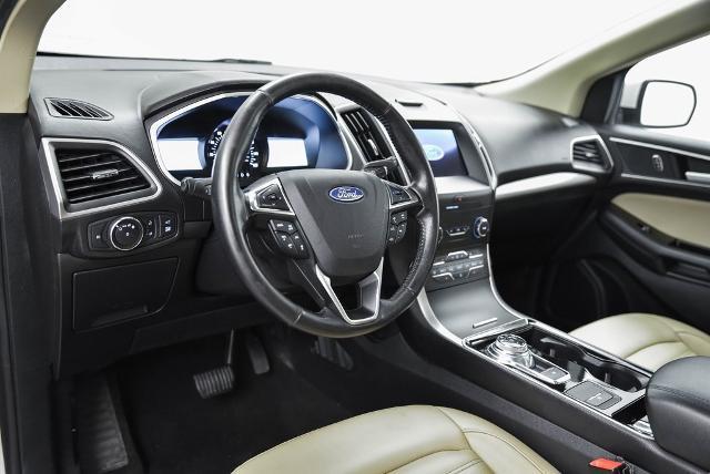 2019 Ford Edge Vehicle Photo in Akron, OH 44312