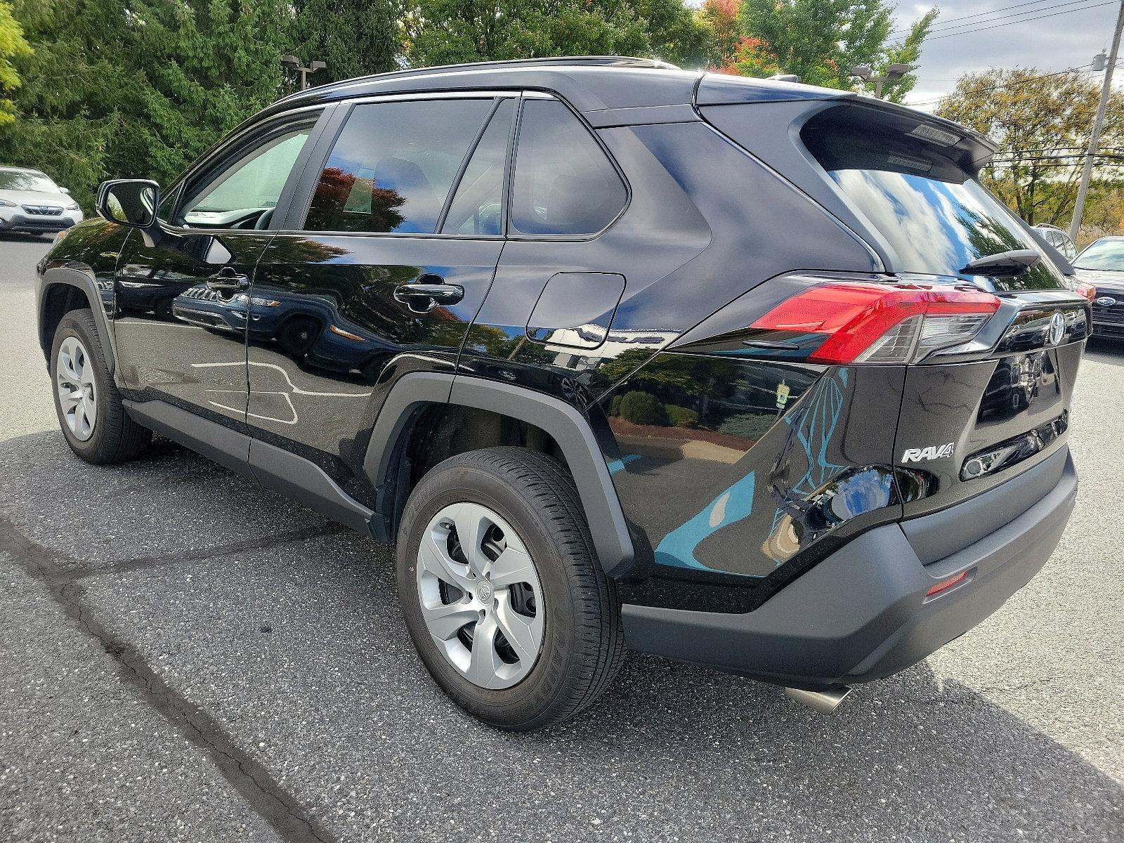 2021 Toyota RAV4 Vehicle Photo in BETHLEHEM, PA 18017