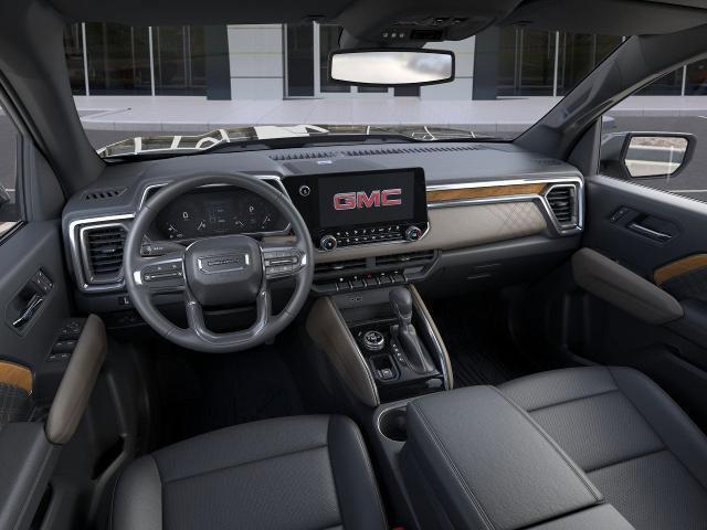 2024 GMC Canyon Vehicle Photo in LEOMINSTER, MA 01453-2952