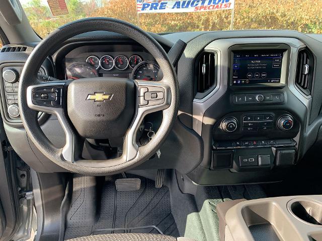 2021 Chevrolet Silverado 1500 Vehicle Photo in MOON TOWNSHIP, PA 15108-2571