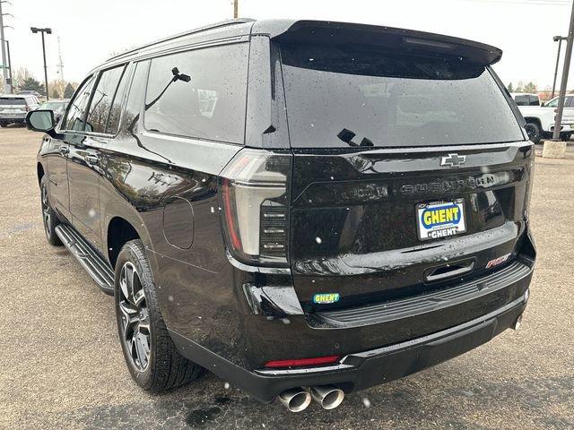 2025 Chevrolet Suburban Vehicle Photo in GREELEY, CO 80634-4125