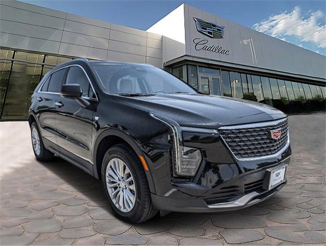 2024 Cadillac XT4 Vehicle Photo in LITTLETON, CO 80124-2754