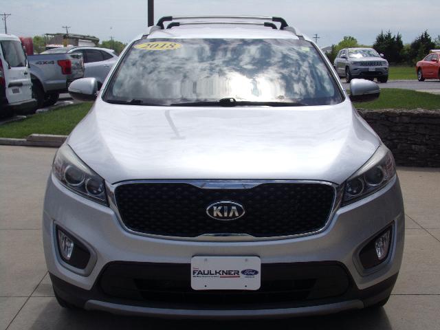 Used 2018 Kia Sorento EX with VIN 5XYPH4A5XJG339806 for sale in Chanute, KS