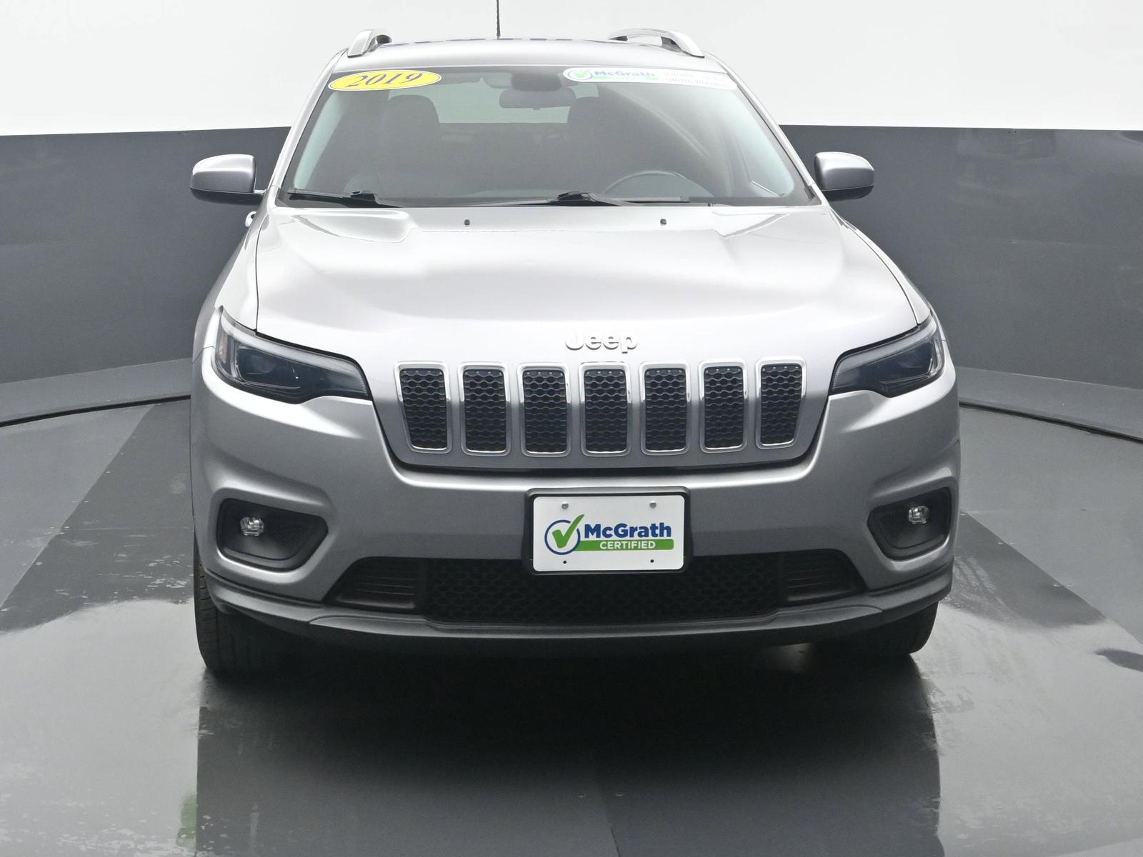 2019 Jeep Cherokee Vehicle Photo in Marion, IA 52302