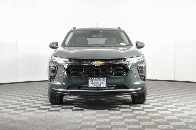 2025 Chevrolet Trax Vehicle Photo in PUYALLUP, WA 98371-4149