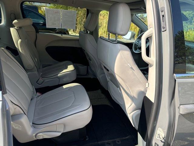 2021 Chrysler Pacifica Vehicle Photo in MEDINA, OH 44256-9631