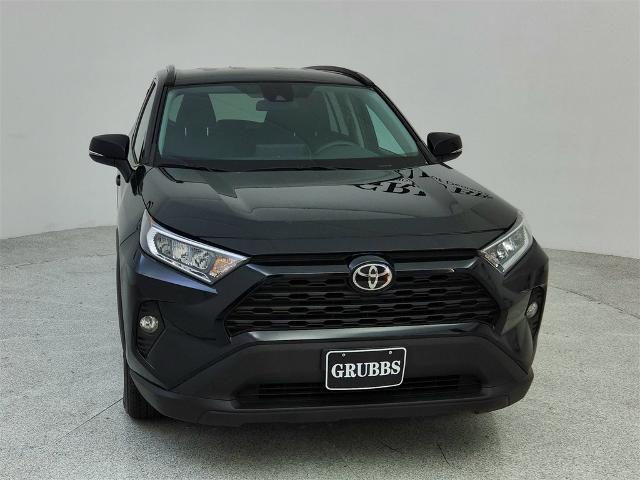 Used 2021 Toyota RAV4 XLE with VIN 2T3P1RFV7MW182350 for sale in Grapevine, TX