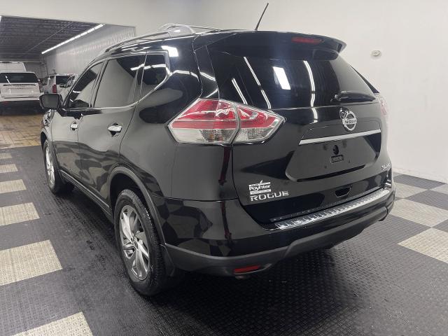 Used 2015 Nissan Rogue SL with VIN 5N1AT2MV9FC913162 for sale in Seymour, IN