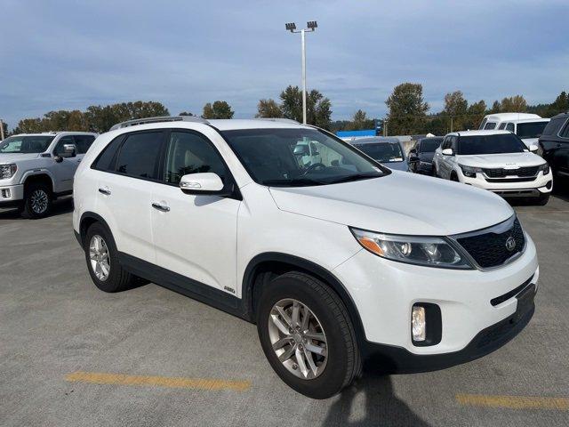 2015 Kia Sorento Vehicle Photo in PUYALLUP, WA 98371-4149